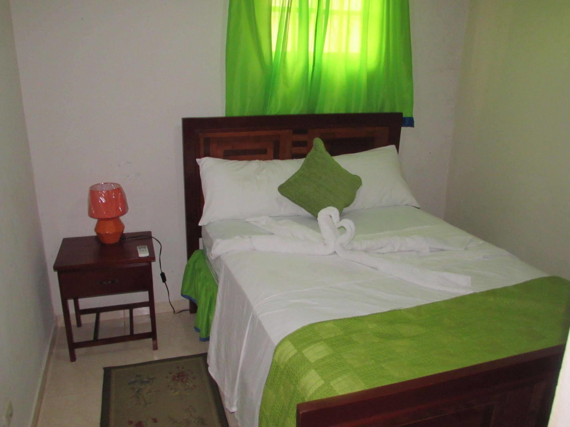 Apartamentos En Playa Dorada Puerto Plata Dış mekan fotoğraf